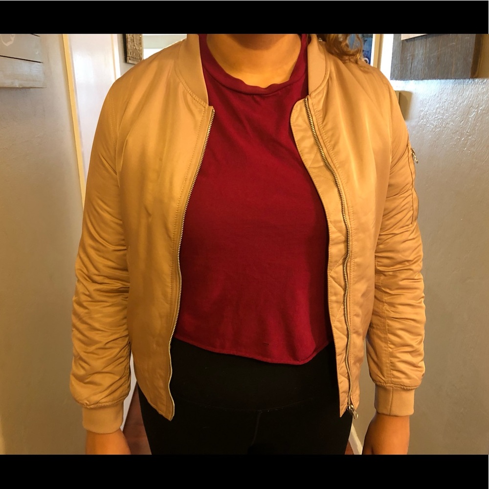 💣🧥 Bomber Jacket - Picture 4 of 5